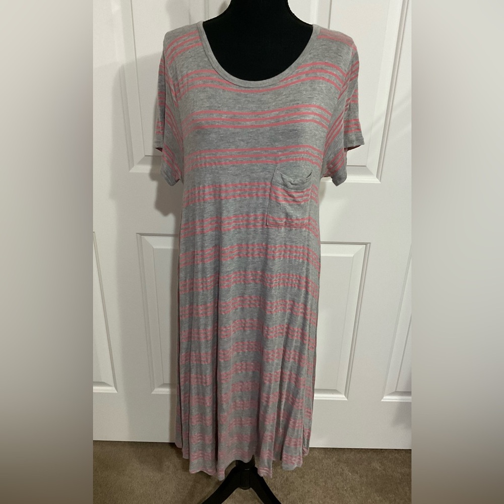 LuLaRoe M Pink and Gray Carly High Low Midi Dress